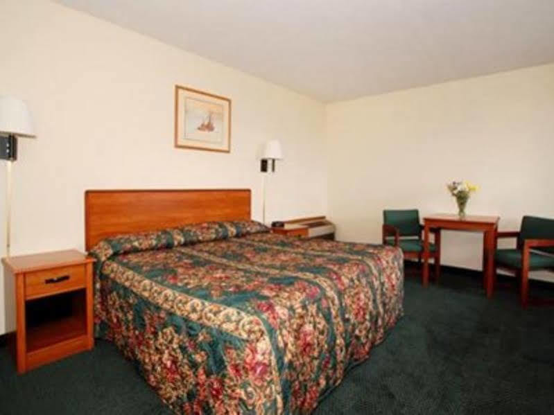 Econo Lodge Elkhart Zewnętrze zdjęcie