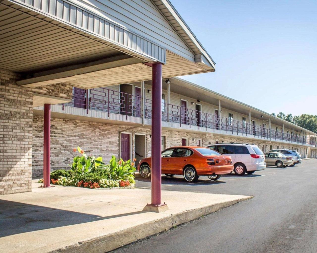 Econo Lodge Elkhart Zewnętrze zdjęcie